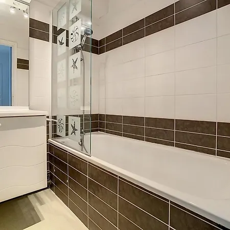 Confort 2 A 100m De La Avec Parking - Fr-1-236-50 Apartmán