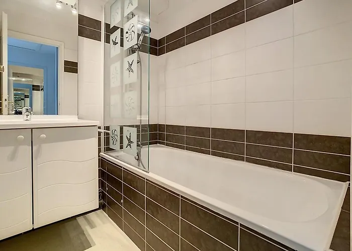 Confort 2 A 100m De La Avec Parking - Fr-1-236-50 Apartman